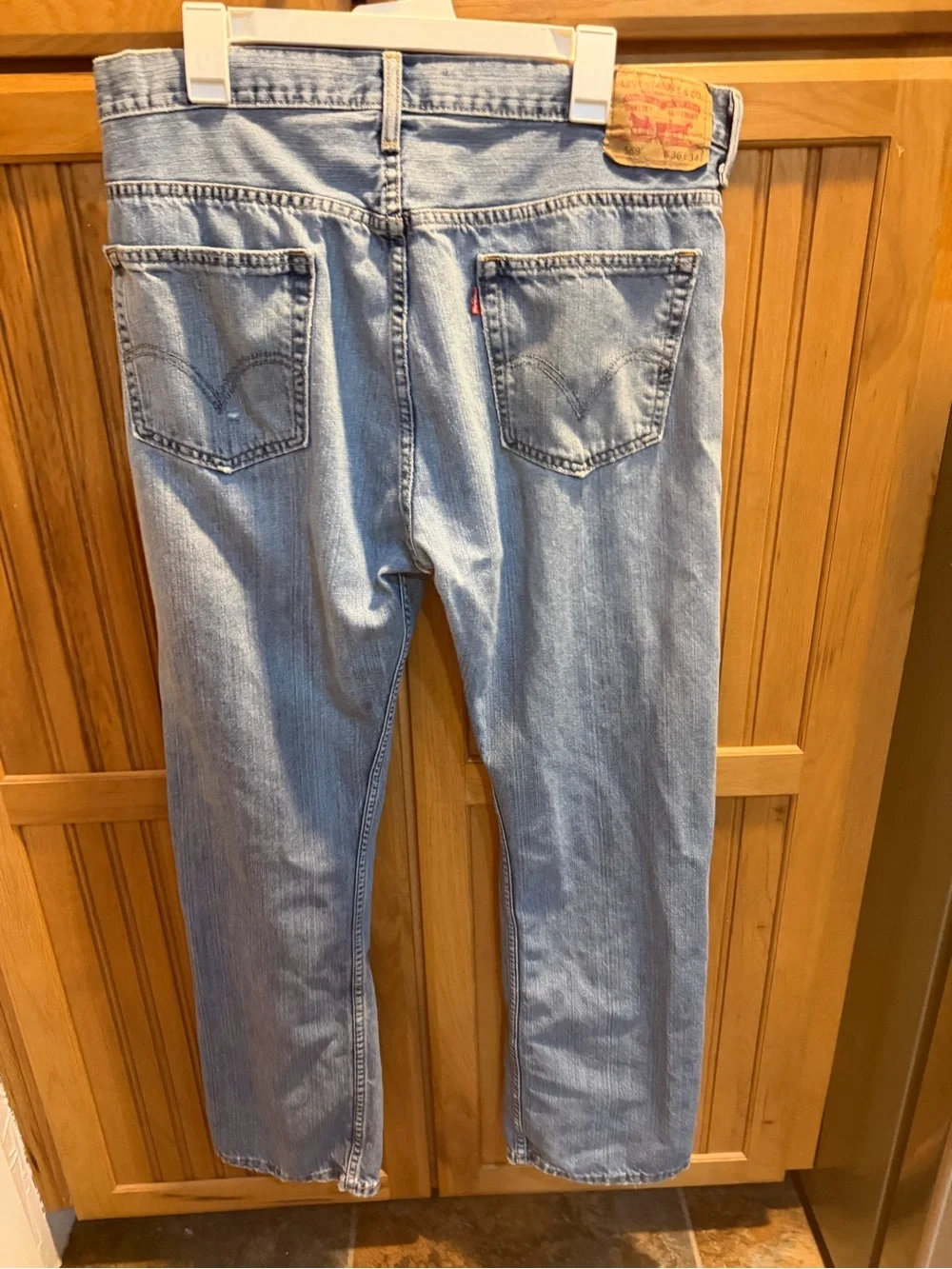 Levi’s 569 Men's relaxed fit Jeans in Light Blue Denim 36x34